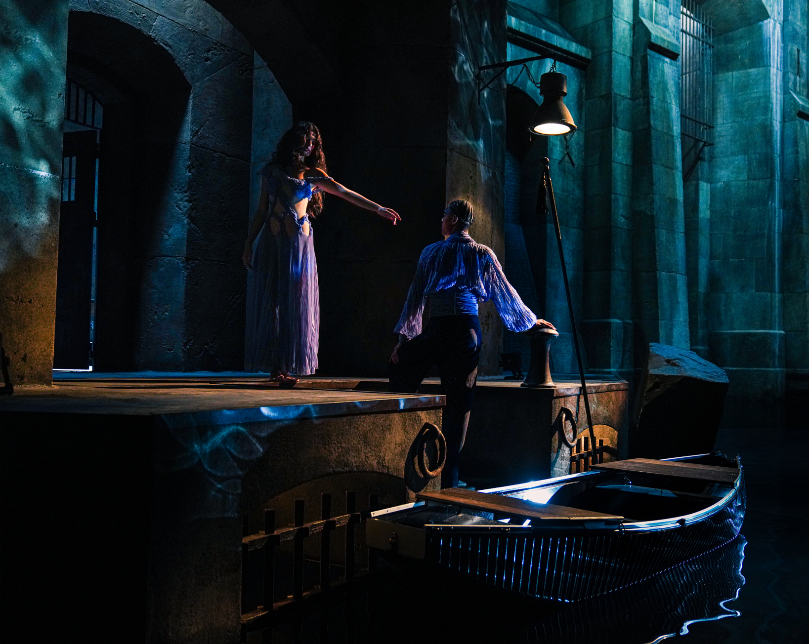 A dramatic stage scene from The Phantom of the Opera (Le Fantôme de l'Opéra)
